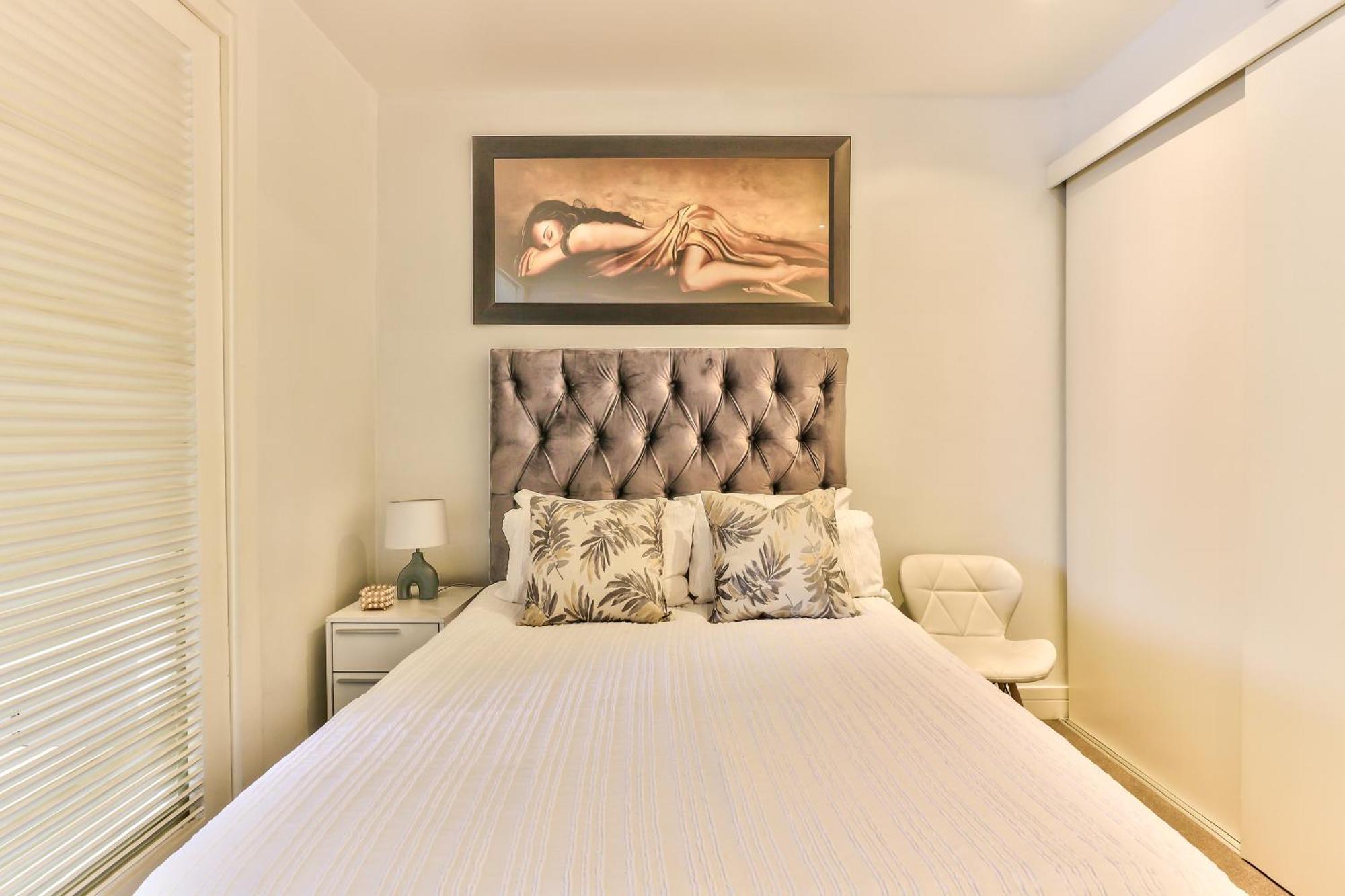 Urban Oasis Suite- Modern Comfort Meets Lux *
