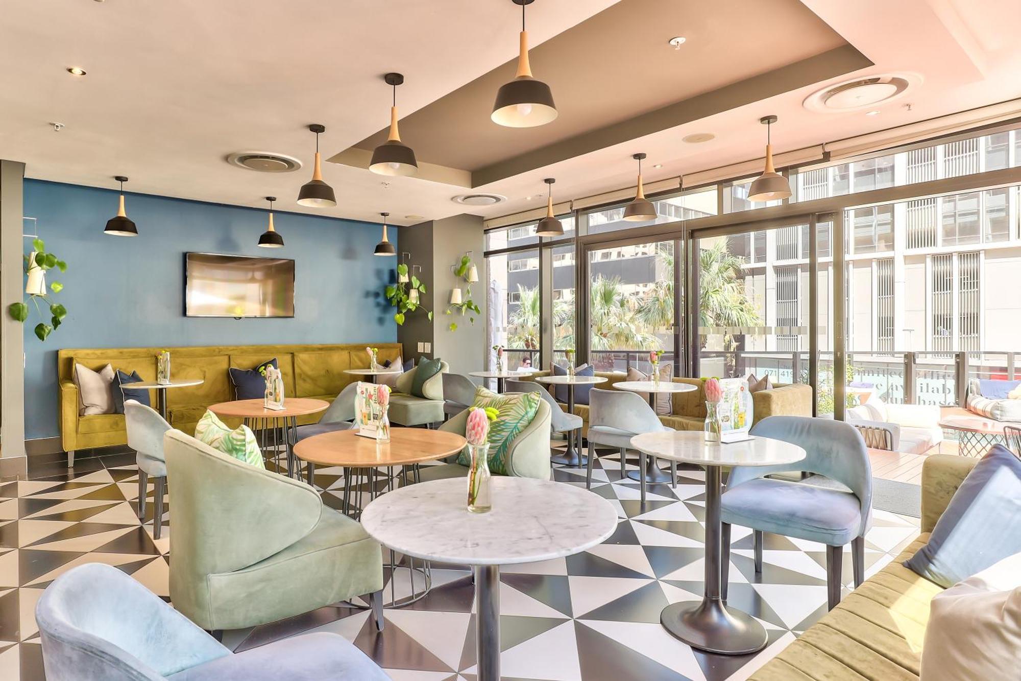 Urban Oasis Suite- Modern Comfort Meets Lux *
